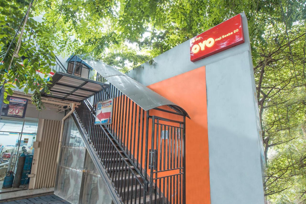 Oyo 286 Haji Saaba 20 Syariah Hotel Джакарта Екстериор снимка